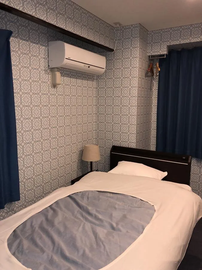 Hatoya Hotel Tokyo 0*,